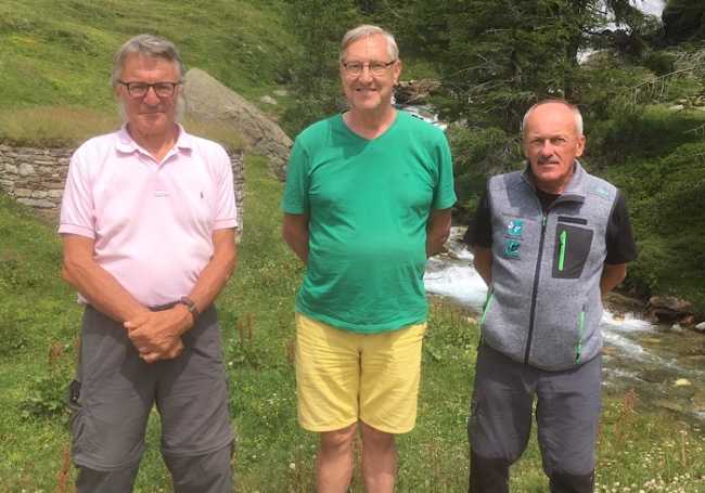 31661871 01D7 4540 AB03 5B4C03563102