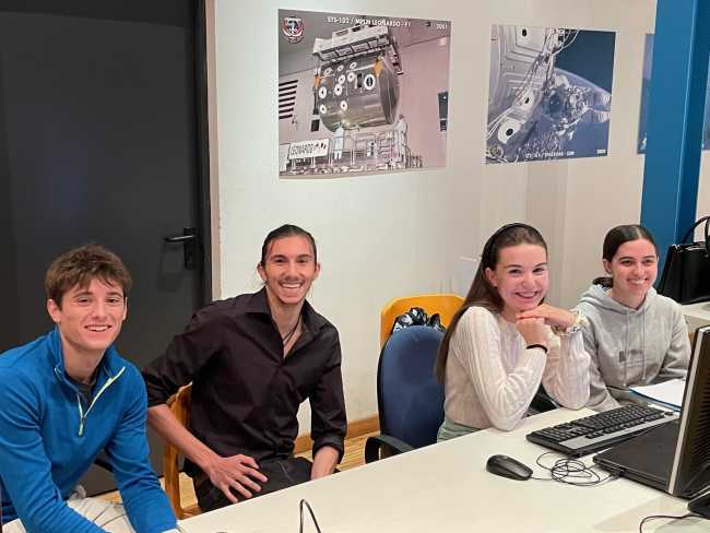 83716521 c077 4d58 9127 95ebf6e8d55f