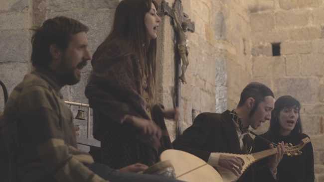 85a2e2d8 0633 79f9 bfe8 ebb788c10753