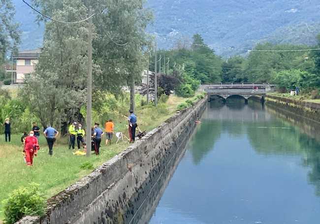 8AE95AF9 94EF 4F99 914A 18053D2650D6