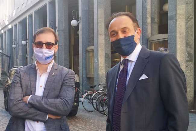 A8E67F18 8505 469B 96A8 FA53D1DF6B97