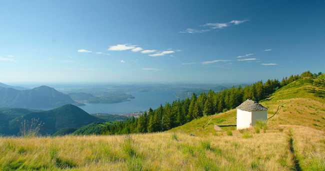 Alpe Piancavallone panorama monti lago