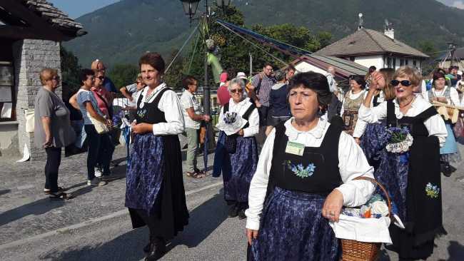 F9D58F79 6BFD 4844 8154 D1900949FB52