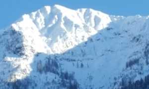 Il Corno di Scarpignano con la livrea invernale