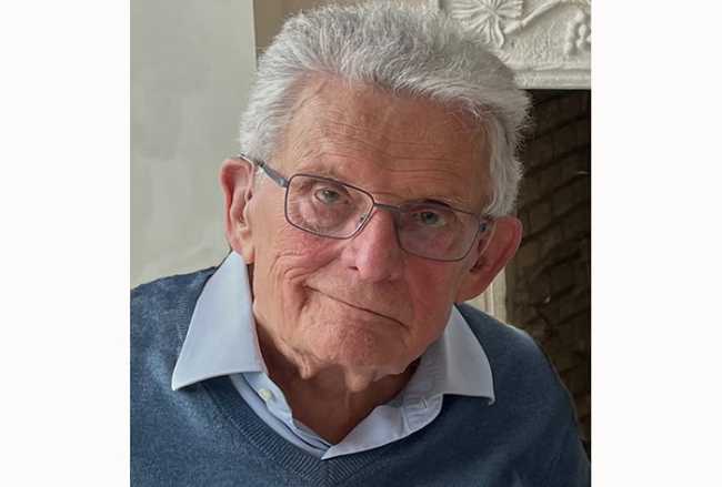 PHOTO 2024 11 23 23 04 25