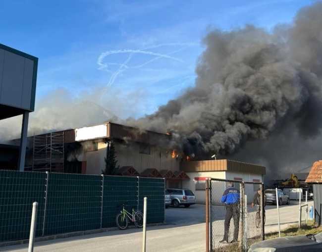 Photo Police cantonale incendie Ardon 768x1024