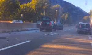 auto incidente incendio superstada copia