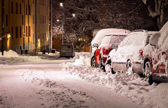 auto posteggiate neve discesa