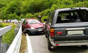 b incidente crodo ka suv