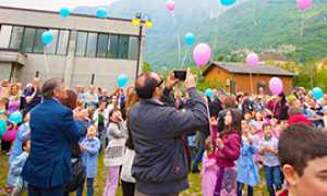 b palloncini asilo piedimulera volo