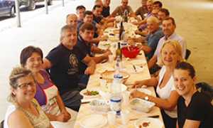 b volontari trontano pranzo