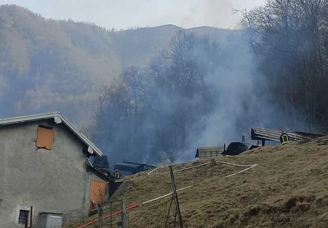 baita bognanco incendio