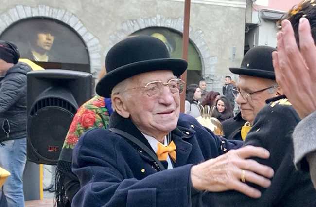 cantonetti franco abbraccio