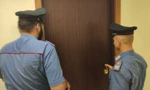 carabinieri porta
