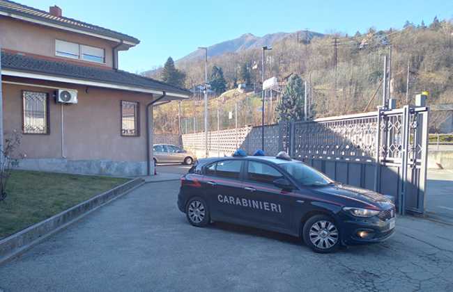 caserma auto domodossola carabinieri