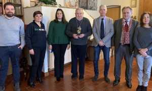 consegna statuina vescovo 2