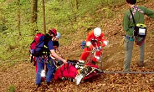 corta soccorso barella bosco