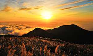 corta sole tramonto montagna