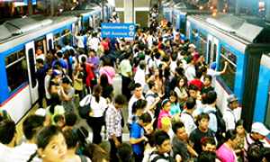 corta treno passeggeri