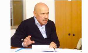 falcini luciano mano