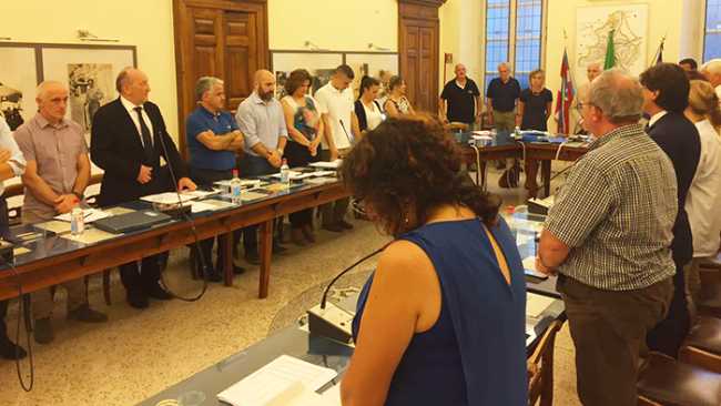 minuto silenzio consiglio domo erika pioletti