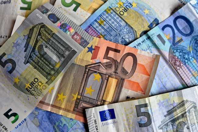 money 3481699 960 720