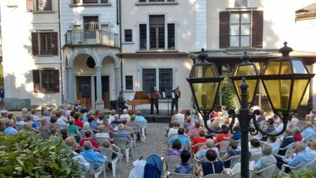 musica da bere nel parco di villa antonia 2