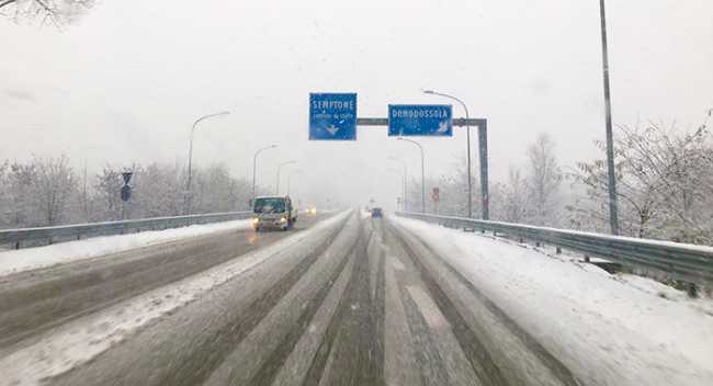 neve superstrada uscita domo