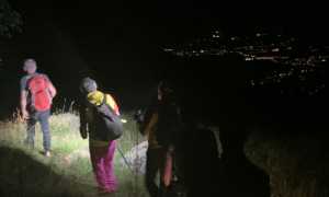 notte sentiero luci citta