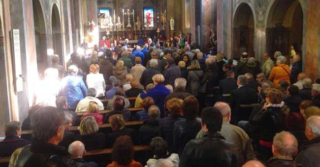 pallanzeno funerale petrulli chiesa