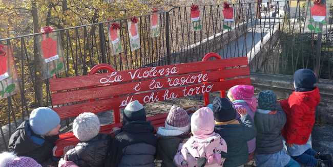 panchina rossa santa maria maggiore crana e buttogno 1 2