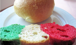 pane tricolore