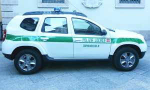 polizia municipale vigili auto