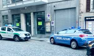 polizia vigili auto centro