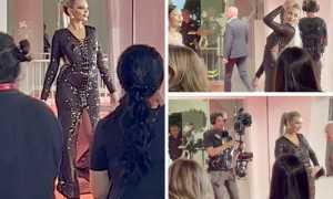 selena russo red carpet venezia 22 mix