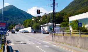 semaforo coop sottopassaggio villa