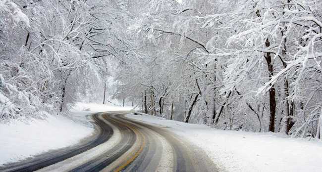 strada ghiaccio freddo