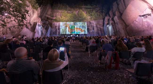 tones on the stones 2020 0663 fb