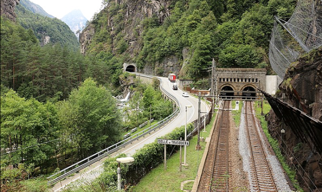 traforo tunnel sempione galleria iselle treni