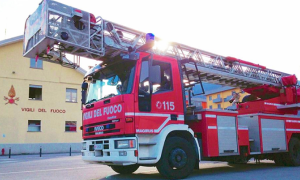 vigili autoscala uscita sede