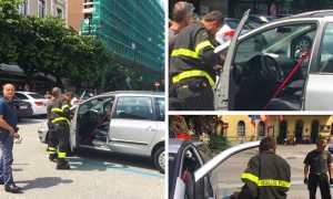 vigili fuoco auto stazione bambina