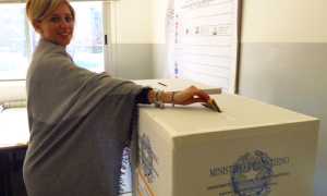 votazione urna scheda politiche 18 seggio