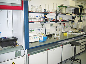 corta laboratorio analisi