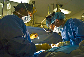 b sala operatoria medici