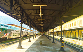 b stazione domo banchina vuota