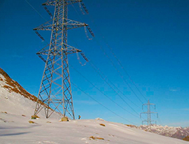 b inteconnecxtor elettrodotto cima neve