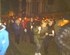 b via crucis 2016 calvario domo