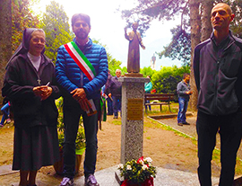 b statua don bosco villa