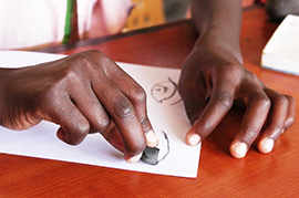 b mani scuola africa