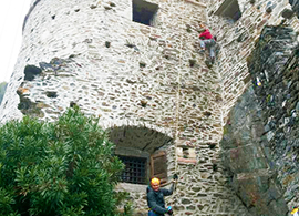 b boulder scalata castello vogogna